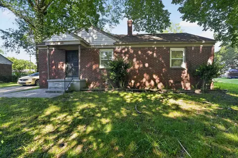 3117 St Charles Dr, Memphis, TN 38127