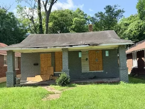 817 S Parkway Ave E, Memphis, TN 38106