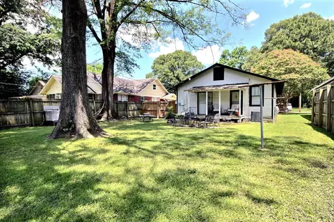 3579 Carnes St, Memphis, TN 38111