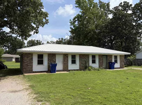 75 Cromwell St, Savannah, TN 38372