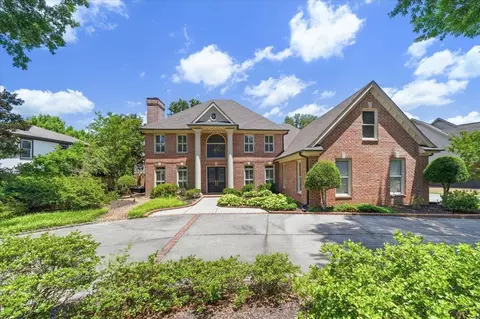 9866 S Houston Oak Dr, Germantown, TN 38139