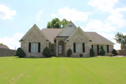 137 Beverly Dr, Atoka, TN 38004