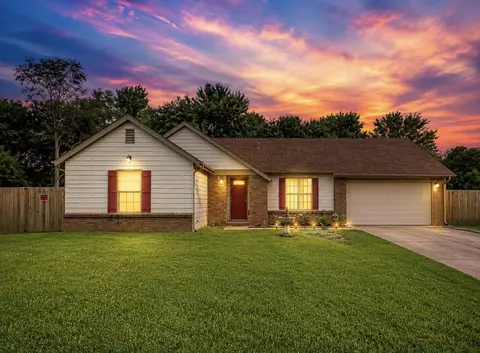 7303 Hillshire Dr, Memphis, TN 38133