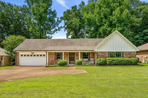 5711 Yale Dr, Bartlett, TN 38134