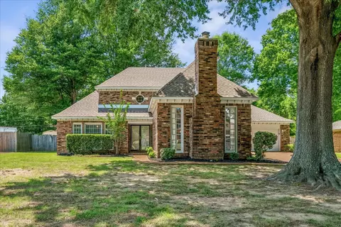 3951 Fun Valley Dr, Memphis, TN 38125