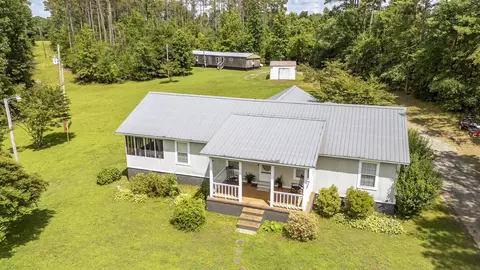 1640 Lick Creek Rd, Michie, TN 38357