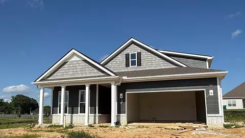 290 Arrowwood Trail St, Oakland, TN 38060