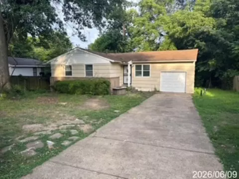 5433 Loch Lomond Rd, Memphis, TN 38116