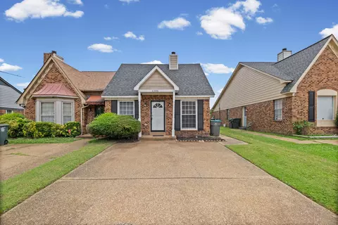 4388 Forest Valley Dr, Memphis, TN 38141
