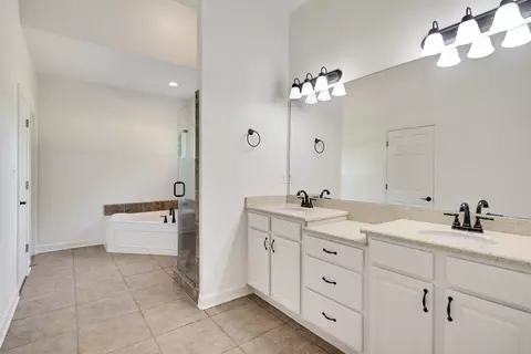 7105 N Apache Dr, Olive Branch, MS 38654 photo 28