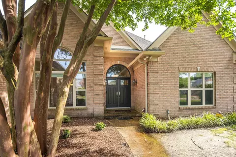 7105 N Apache Dr, Olive Branch, MS 38654 photo 7
