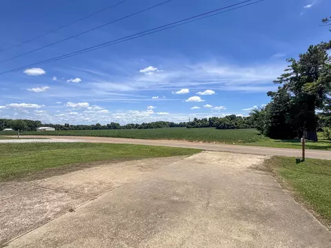 Exterior - 792 Smith Dr, Covington, TN 38019 photo 10 of 10