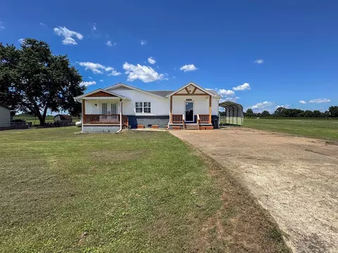 Exterior - 792 Smith Dr, Covington, TN 38019 photo 3 of 10