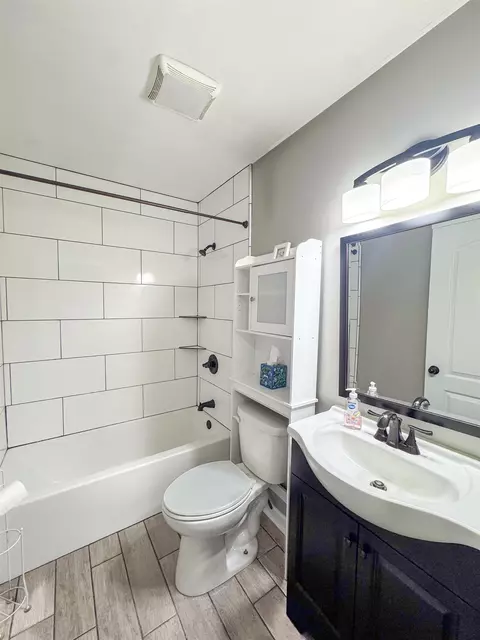 Bath - 792 Smith Dr, Covington, TN 38019 photo 1 of 5