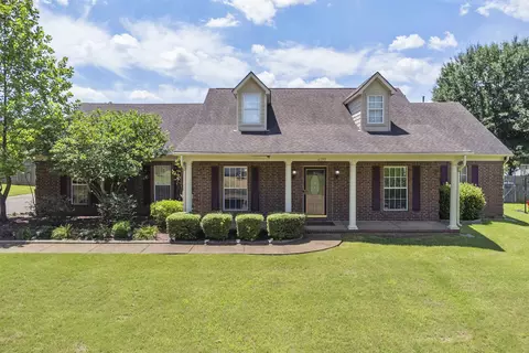6195 Andrea Bluff Cv, Bartlett, TN 38135