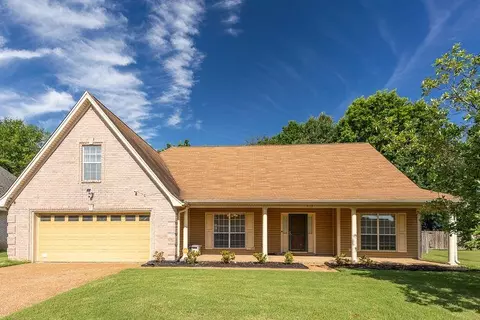 5115 Bluff Springs Dr, Bartlett, TN 38135