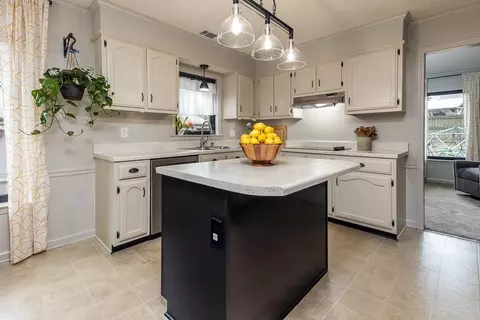 Kitchen - 8911 Walnut Ridge Loop, Cordova, TN 38018 photo 1 of 5