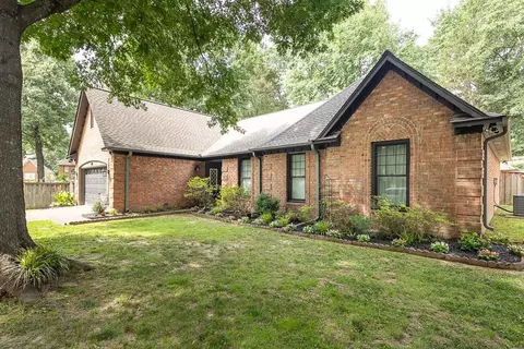 Exterior - 8911 Walnut Ridge Loop, Cordova, TN 38018 photo 3 of 10