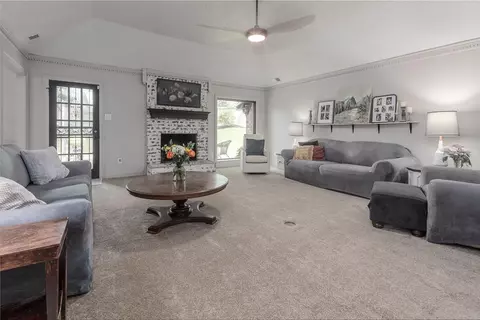 Living - 8911 Walnut Ridge Loop, Cordova, TN 38018 photo 2 of 4