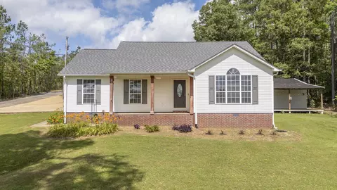75 Hayden Dr, Michie, TN 38357