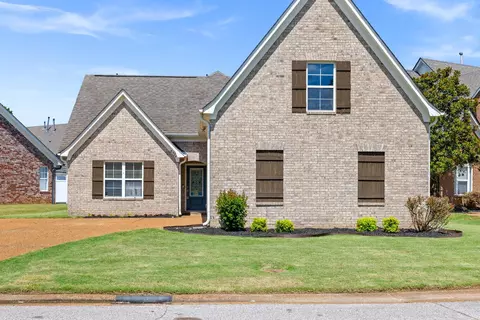 8924 Village Lake Ln, Arlington, TN 38002