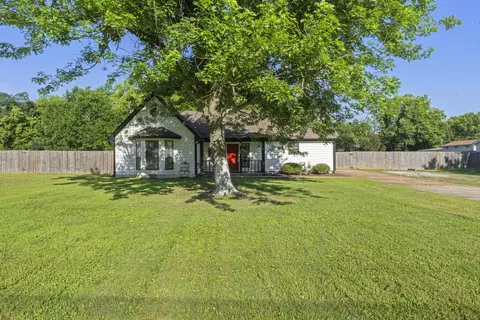 129 Quail Hollow Dr, Atoka, TN 38004