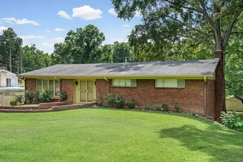 3875 E Lakemont Dr, Memphis, TN 38128