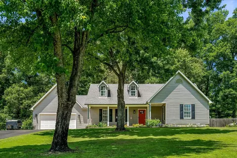 1094 Nelson Dr, Brighton, TN 38011