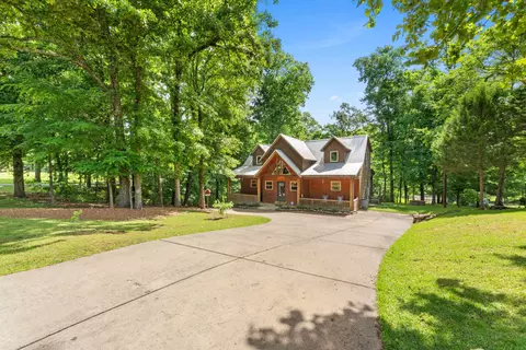 950 Cherry Rd, Eads, TN 38028