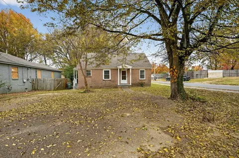 356 Hewlett Rd, Memphis, TN 38109