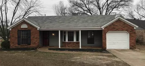4502 Cottonwood Rd, Memphis, TN 38118