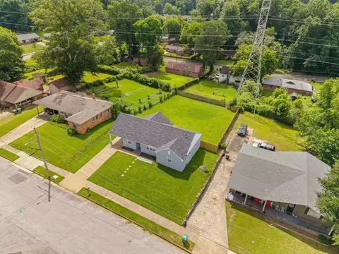 2535 Clearpark Dr, Memphis, TN 38127