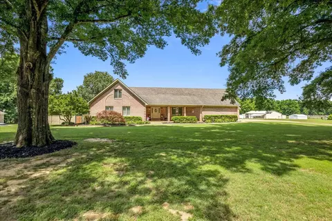 2439 George R James Rd, Eads, TN 38028
