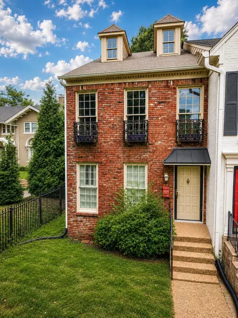 1636 Central Ave, Memphis, TN 38104