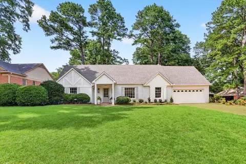7674 Apple Valley Dr, Germantown, TN 38138