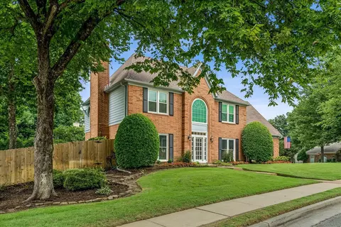 1851 Autumndale Dr, Cordova, TN 38016