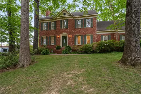 732 N Tree Dr, Collierville, TN 38017