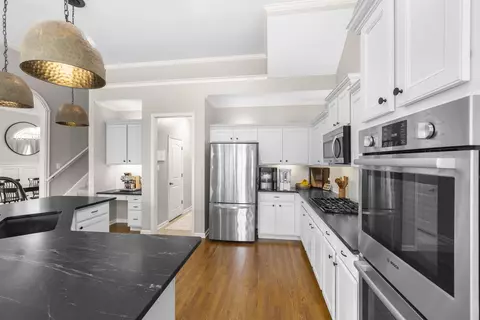 Kitchen - 10509 Red Stone Dr, Collierville, TN 38017 photo 1 of 3