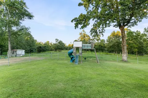 Exterior - 66 County Road 511 Rd, Corinth, MS 38834 photo 6 of 11