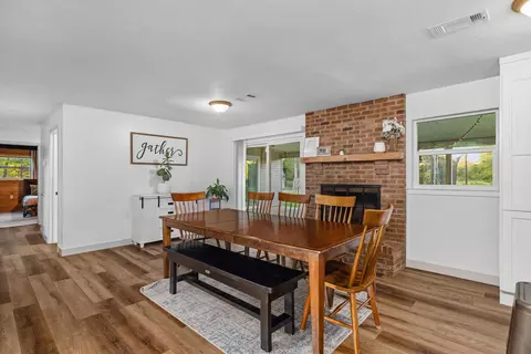 Dining - 66 County Road 511 Rd, Corinth, MS 38834 photo 2 of 2