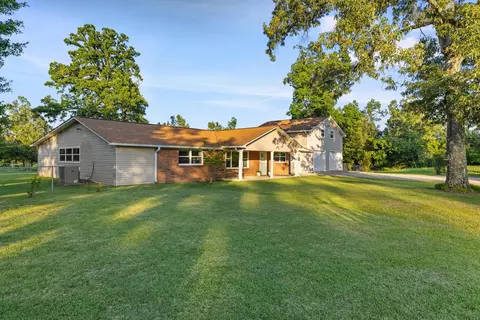 Exterior - 66 County Road 511 Rd, Corinth, MS 38834 photo 2 of 11