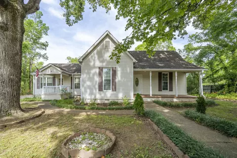 417 Tennessee St, Savannah, TN 38372