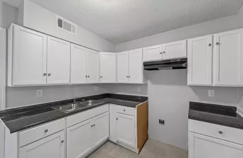 Kitchen - 3843 Bluejay Rd, Memphis, TN 38116 photo 1 of 2