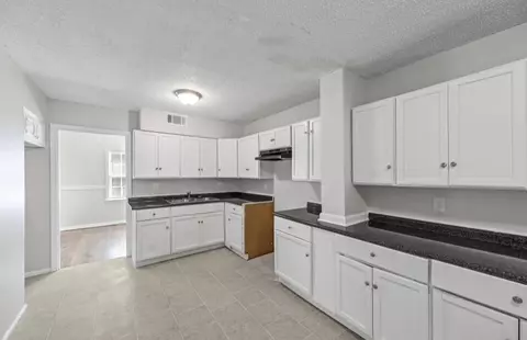 Kitchen - 3843 Bluejay Rd, Memphis, TN 38116 photo 2 of 2