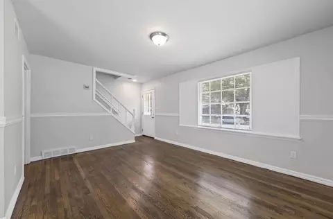 Living - 3843 Bluejay Rd, Memphis, TN 38116 photo 2 of 2