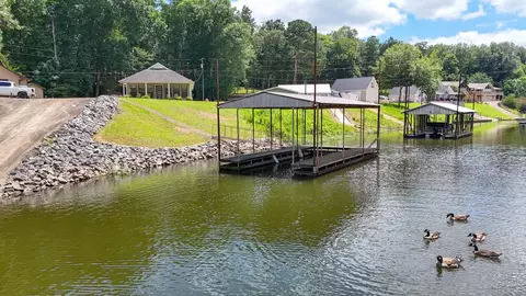 31 Clemons Dr, Cherokee, AL 35616