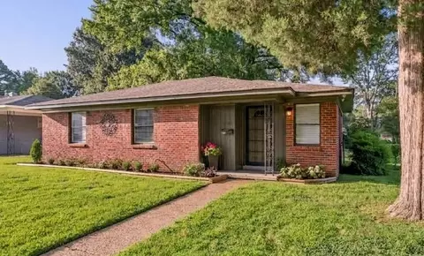 4883 Kimball Rd, Memphis, TN 38117