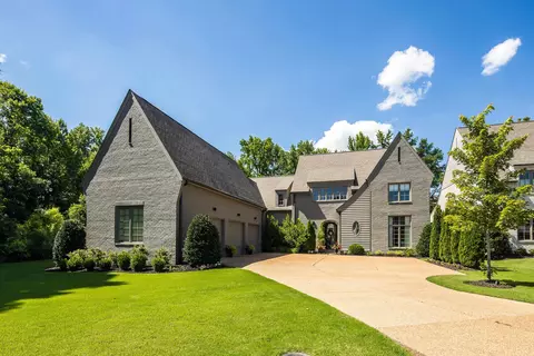 12586 Miss Carson Ln, Collierville, TN 38017