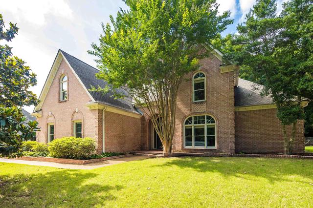 9630 Grove Rd, Cordova, TN 38016