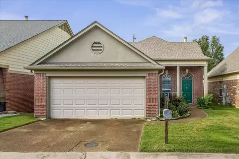 9151 S Berry Garden Cir, Cordova, TN 38016